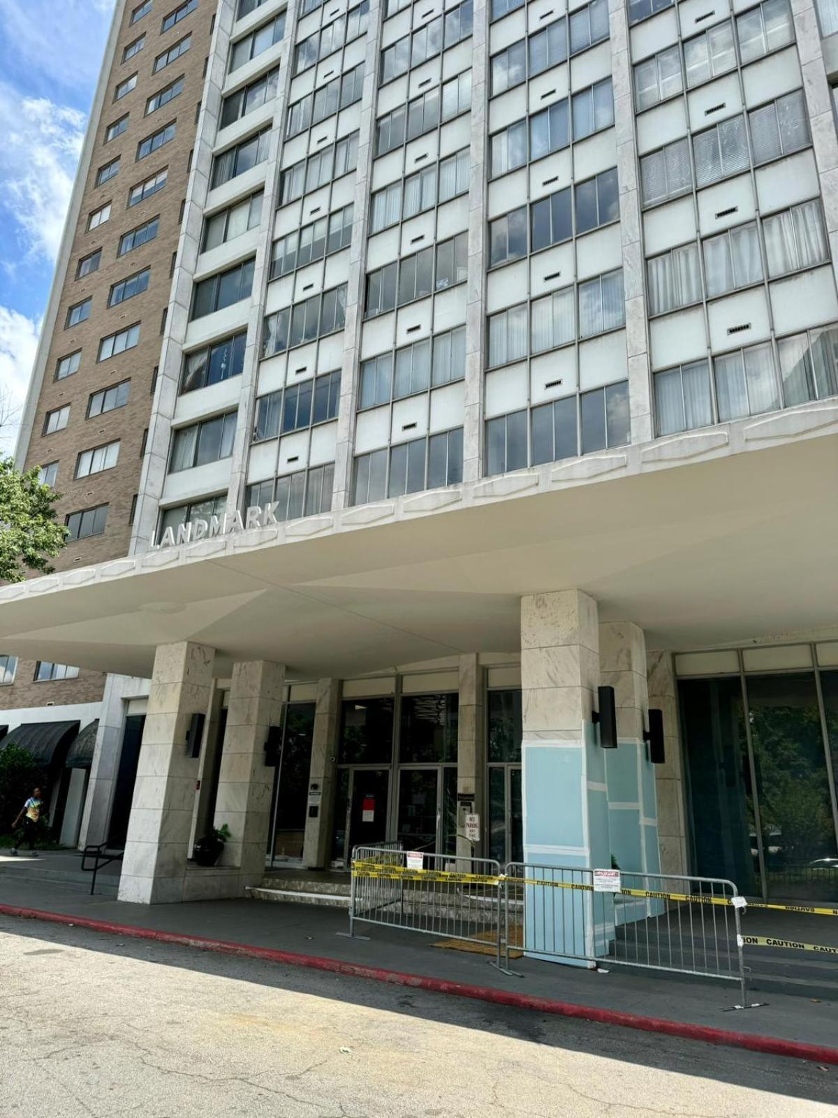 Heart Downtown! View Onsite Parking! King Bed Lm807 *